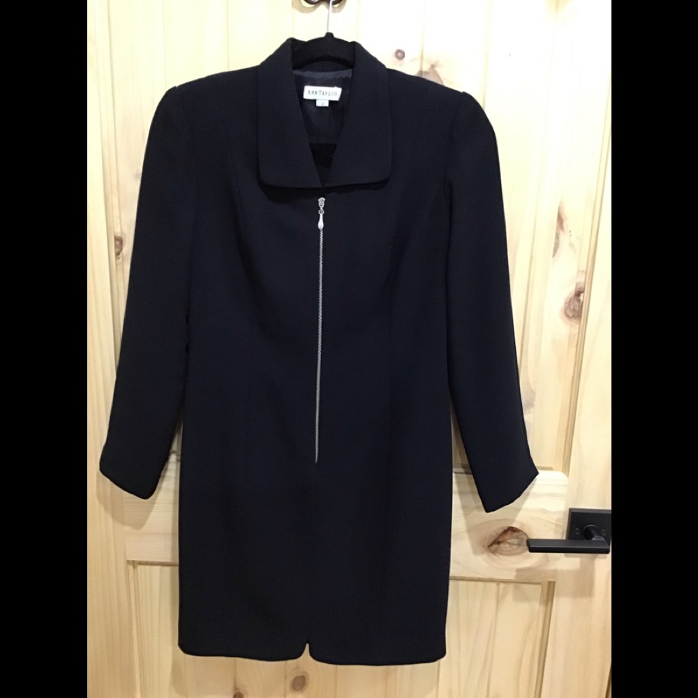 Ann Taylor Black Dress